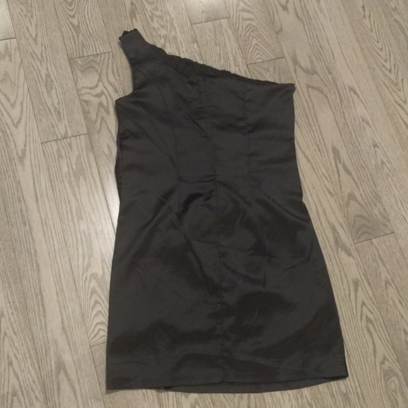 Beautiful black dress🌸🍀🍀🌸 - Picture 8 of 14